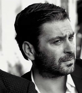 Divane Gönlüm: Ahmet Aslan Eşkiya Dünyaya Hükümdar Olmaz