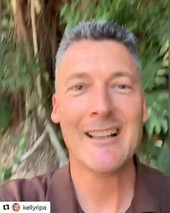 #Repost @kellyripa: We asked for it, we got it! Thank you @zookeeperrick for giving us the 411 on 🐍 waste. #cloaca (ps. Yes zookeeper Rick is dreamy) | Live with Kelly and Mark