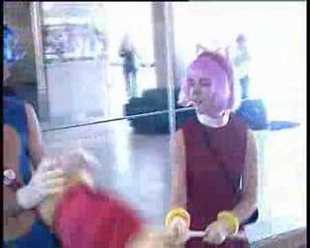 Russian Sonic The Hedgehog cosplay :((((