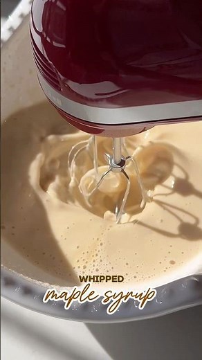 Whipped maple syrup 🍁☕️ Perfect for Thanksgiving! 🍂