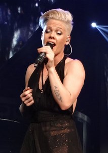 Singer Pink reveals she tested positive for Coronavirus; donates $1 million to healthcare workers