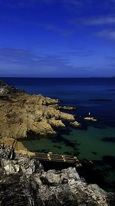 You can’t beat those Cornish colours when the suns out 😍. #Cornwall #cornishdronephotography #Holidays #sea #beautifulcornwall #Newquay | Cornish drone photography