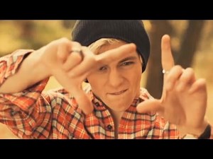 R5 "Smile" Music Video 10 CRAZY Highlights!