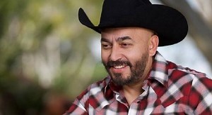 “Nos estafó”: denunció su propia familia a Lupillo Rivera ¡por robo!