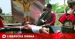 VIDEO: "Čističi" Facebooku se musejí dívat na zabíjení zvířat i dětí