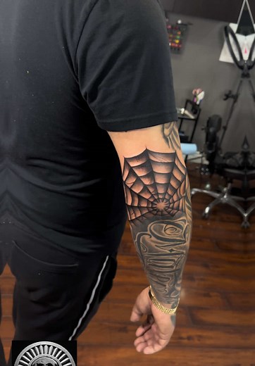 Telaraña Tattoo: Arte de Cobwebs en San Mateo