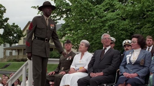 An.Officer.and.a.Gentleman.1982.720p.BluRay.999MB.HQ.x265.10bit-GalaxyRG