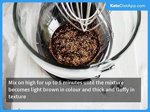 Sugar-Free Dalgona Coffee Deliciously light and fluffy sugar-free coffee served over iced almond milk. A quick step-by-step guide to the Korean dalgona coffee. An easy refreshing low-carb coffee beverage for hot summer days! ➡ https://ketodietapp.com/Blog/lchf/low-carb-dalgona-coffee | KetoDiet App | Facebook