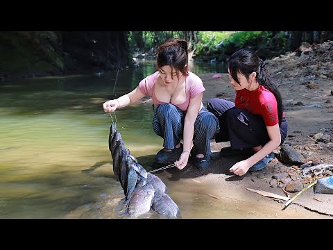 Two Beautiful Girls Fishing in the Stream | Amazing Skills & Big Fish Catch