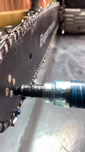 454K views · 2.8K reactions | Când ai gresat ultima oară lama? #chainsaw #mechanic #drujba | Razvan Cosma | Facebook