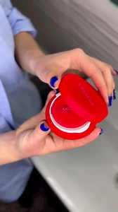 👼 Fallen Angel - Falling into the Missha Magic Cushion and Missha Velvet, it's hard to resist. I'll introduce both the Missha Magic and Missha Velvet cushion foundations to you. 🥳 🎀 𝗠𝗶𝘀𝘀𝗵𝗮 𝗠𝗮𝗴𝗶𝗰 𝗖𝘂𝘀𝗵𝗶𝗼𝗻 𝗖𝗼𝘃𝗲𝗿 𝗟𝗮𝘀𝘁𝗶𝗻𝗴 🎀 ✨ Missha Magic Cushion is a popular cushion foundation with 3-in-1 effects: wrinkle improvement, whitening, and UV protection. Its lightweight and refreshing texture provides a radiant complexion with just one application. ➖ The coverage of Missha