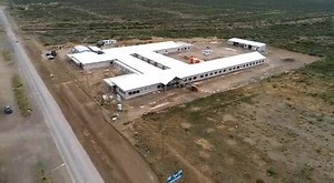 MÁS COBERTURA MÉDICA PARA CATRIEL Y LA REGIÓN 🏥 El Hospital de #Catriel, uno de los Centros de Salud que Río Negro está construyendo con fondos propios, tiene un 55% de avance en su obra. Con esta obra, estamos generando empleo, ampliando nuestra cobertura de salud y garantizando que cientos de familias rionegrinas vivirán mejor. #RíoNegroCrece | Gobierno de Río Negro
