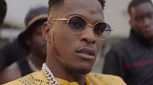 Clip "Du lundi au lundi" : Niska mène la vie de château