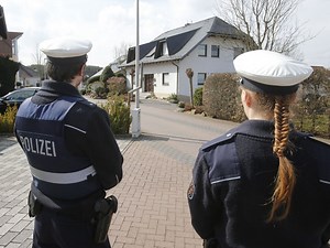 Germanwings Flight 9525 passengers screamed as co-pilot 'intentionally' steered plane into mountainside, official says