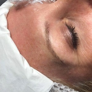 Incredibly natural healed Microblading after one session 👌❗️ You are NOT a suitable candidate for this procedure if you are: • Pregnant • History of Keloids or Hypertrophic scarring • Diabetic (require doctor’s clearance) • Chemotherapy (consult your doctor) • Viral infections and/or diseases • Epilepsy • Pacemaker or major heart problems • Organ transplant • Skin irritations or Psoriasis near the treated area (rashes, sunburn, acne, etc.) • Sick (cold, flu, etc.) • Accutane in the past year • 