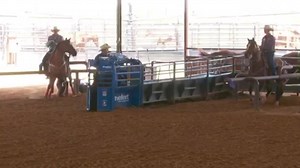 TOTAL TEAM ROPING TIP: Body position when reaching on the head-side. | Total Team Roping