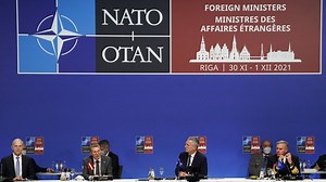 L'OTAN veut aider l'Ukraine, mais que peut-elle faire face à la Russie