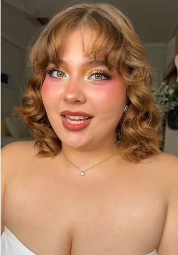 Sabrina Carpenter: Natural Makeup Tutorial
