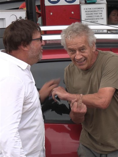 Hilarious Customer Prank: The Dirty Car Dilemma