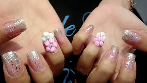 Apple Nails on Reels