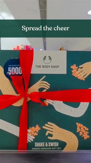 Our stores are packed with indulgent gifts to get you Xmas ready! Spread the cheer with a limited edition bath and body range. Have you checked them yet? 🌲 Wild Pine 🌲 Spiced Orange 🌲 Refreshing Passion Fruit 🌲 Pre-Packed Gifts 🌲 Customisable Gifts 🌲 Gift Cards Shop via link: https://bit.ly/HomeFB_DEC, in-store, call on 91-7042004412 #TheBodyShopIndia #TBSIndia #Christmas #ChristmasVibes #HolidaySeason #CozyVibes #VeganBeauty #VeganSkincare #Jinglebells #HolidayVibes #Skincare #WinterEssen