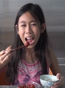 80K views · 99 reactions | Sfida: Umeboshi giapponesi senza reagire  Eccole ➡️ https://amzn.to/3eUKLmn | sempredirebanzai.it | Facebook