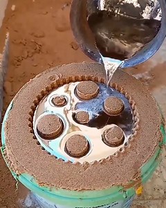 Create your own tools with liquid aluminum! | Rush Brush