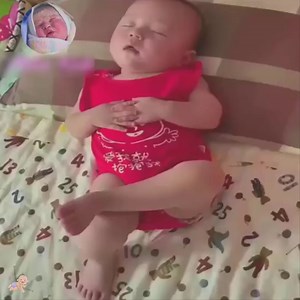Extremely cute sleeping poses of babies ❤️❣️❣️❣️❣️ #baby #newborn #cutebaby | Monkey Land