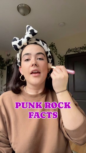14 reactions · 3 comments | Punk Rock Facts featuring A New Violet! This is an amazing female fronted band. Give a listen to their new EP, The Heat Is Getting Hotter and come see them live at our holiday show in NYC on December 16th. @anewvioletband #holidayshow #anewviolet #punkrock #manickat #explorepage #explore #manickatrecords #punkrockfacts #music #punkmas #theheatisgettinghotter #series #NYC #funfacts | Manic Kat Records | Facebook