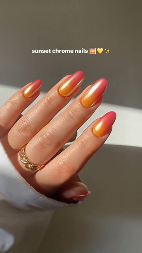 5.3K views · 82 reactions |  Eyeshadow Sunset Nails  Tutorial by @nailsbypaular using Beetles iridescent chrome powder #beetlesgelpolish #chromenails #chromenails #sunsetnails #nailtutorial #nailcreation #nailtech #naildesigns | BeetlesGelPolish | Facebook