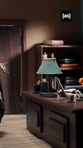 223K views · 5.9K reactions | Pide un aumento pero no sale como esperaba, sino lo contrario #PolloRobot  | Adult Swim LA. | Facebook