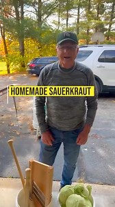 Make Homemade Sauerkraut #cooking #canning #canningfood #healthyfood #holiistic #probiotics #howto | thewilddryad