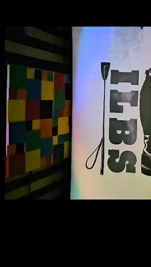 ILBS leather& Fetish social! 😃🖤 #leather #leatherfamily #leatherfriends #leatherman #leathermaster #wearefamily #wearefetish #advancingtogether #ilbs #fetishcommunity #fullleather #friends #pride🌈 #madridorgullo #madridpride | Jesús Cuerobotas