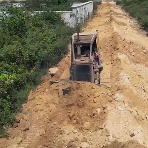 Bulldozer Ploughing Soils Komatsu D58E Road Making Process | Alat Berat Mania