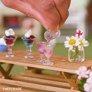 Color-changing foods that will make you question your vision. 👀 | Sugar Fix