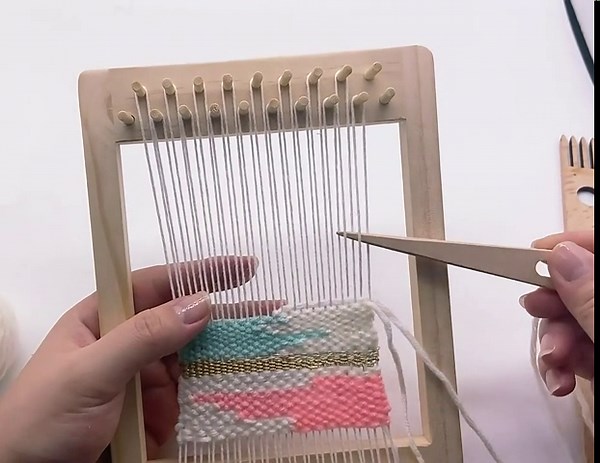 Weaving Loom Weave Board Shuttle Wooden Knitting Machine for Adults Kids (Set A)