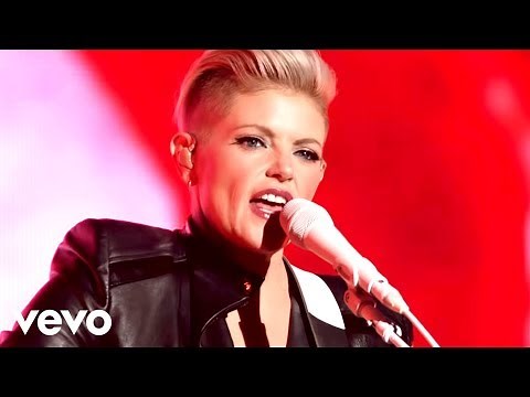 The Chicks - Wide Open Spaces (Live from MMXVI Tour)