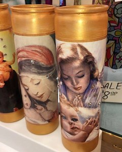 Gorgeous Swarovski adorned candles available at least only $32! Makes an amazing hostess gift! | Lace Boutique