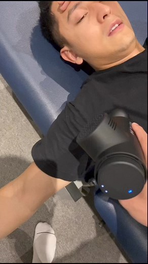 Rotator cuff training for rehab shoulder pain. 🙏Thank you very much CK Fastwork | มอส สเตรช คลินิกกายภาพบำบัดพิษณุโลก - MOS Stretch Physiotherapy Clinic