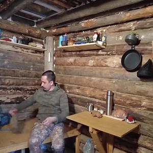 4.8K views · 69 reactions | The Most Hidden Underground House Winter Wonderland On the stove, bone marrow was cooked | Accessories Store | Facebook