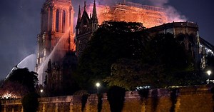 Se incendió la catedral de Notre Dame en París: las dos torres e infraestructura están fuera de peligro - La Prensa Gráfica