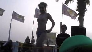 Gold Old Fashioned Spring Break Contest