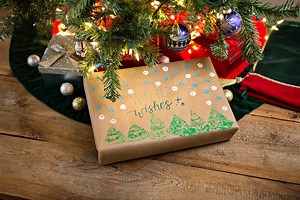 13K views · 63 reactions | Create colorful wrapping paper with vegetables! Stamp vegetables like cabbage and okra to create a creative winter scene on gift wrap. | Crayola | Facebook