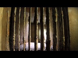 Bunker discovery a reminder of Hanoi's wartime past