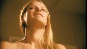 Ali Larter Giving it up