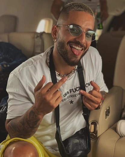 11 pm Maluma #parati #viral #fpyシ #regaaeton #music #musica #rolitaschidas #musicaparaestados #maluma #malumababy #11pm