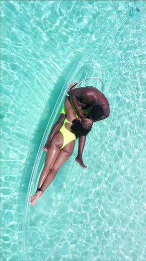 #baecationvibes #clearkayakphotoshoot #turksandcaicos #blackcouplegoals #fyp