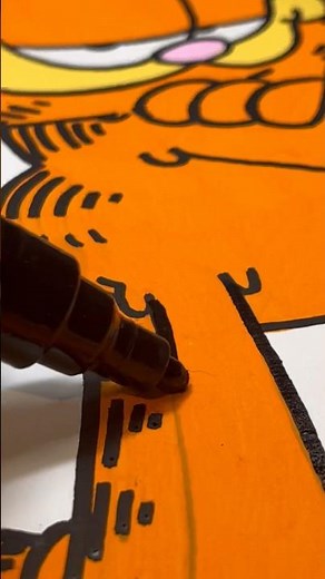 I Drew Garfield With Posca Markers!🐈