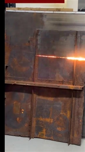 6000W laser cleaning machine handles heavy rust, thick paint, and tough oxide layers. 💪 🍃Safe & High efficiency 🛠️ Multi cleaning modes 🎯 Customization available 💰 Affordable price Upgrade your cleaning business!🚀 👉 6000W Laser cleaning machine at dplaser.com #lasercleaning #lasercleaningmachine #rustremoval #surfaceprep #surfacepreparation #surfacetreatment #surfacerestoration #rustrepair #rustremover #paintremoval #maintenance #polishing #metalpolishing #industrialcleaning #moldcleaning