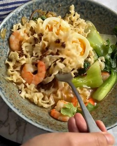 This cozy curry ramen is a bold, aromatic twist on my childhood favorite noodles – simple, satisfying, and MSG-free! #Ramen #RamenRecipe #Tasty #Cooking #Homemade | Tasty UK